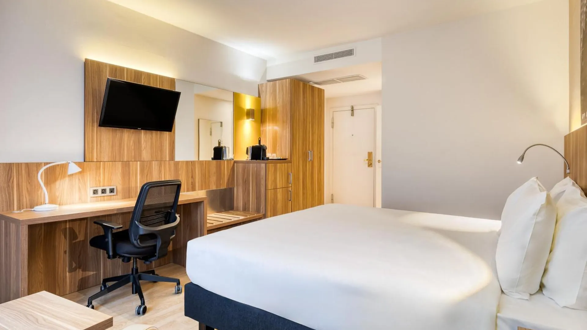Holiday Inn Brussels Schuman By Ihg