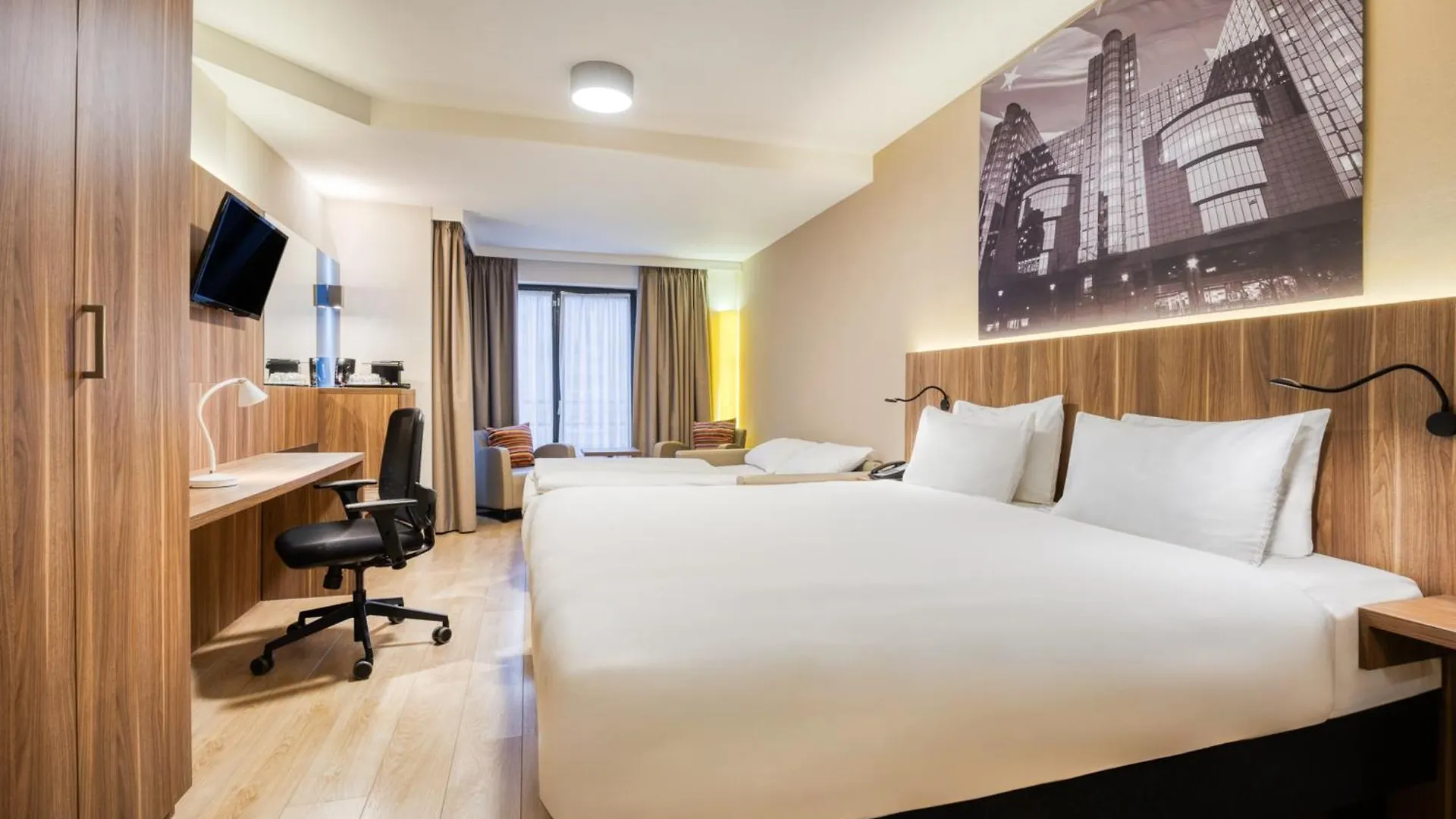 Holiday Inn Brussels Schuman By Ihg Hotel