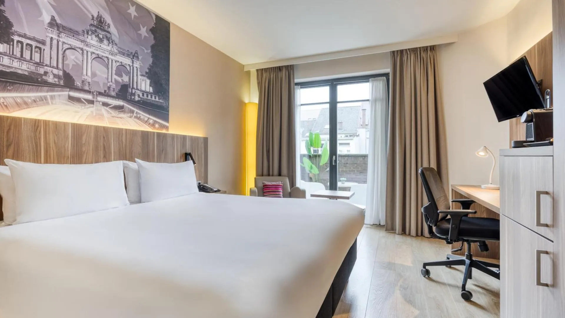 Holiday Inn Brussels Schuman By Ihg 4*,  Belgie