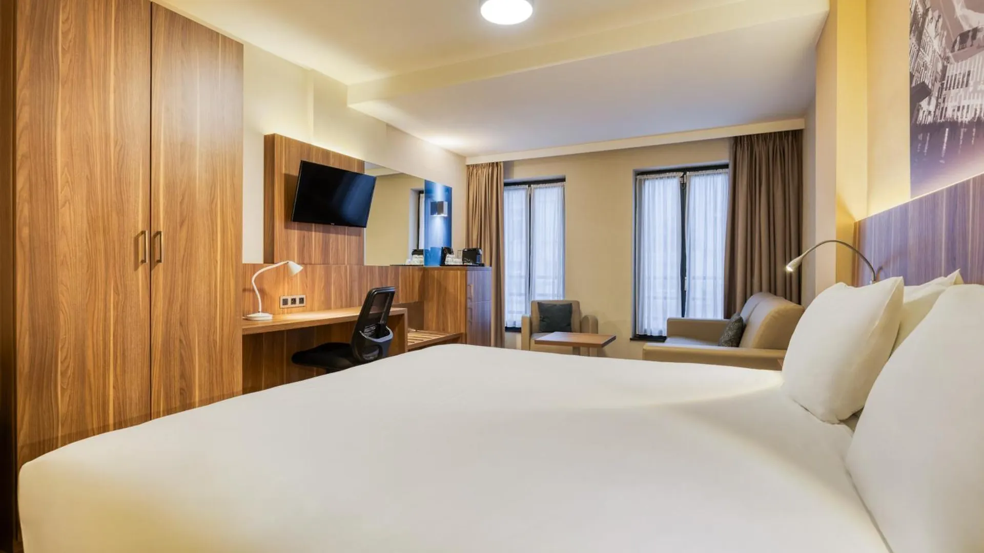 Holiday Inn Brussels Schuman By Ihg
