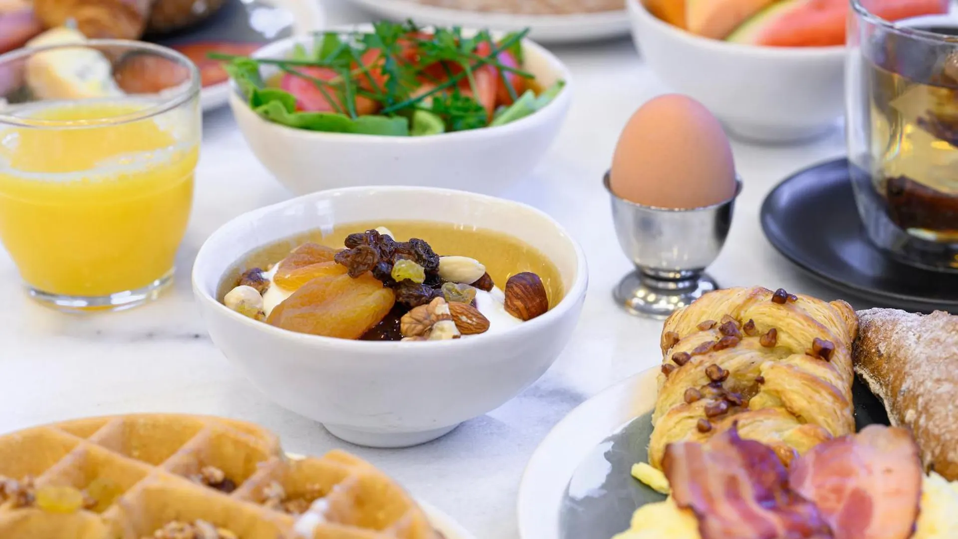 Holiday Inn Brussels Schuman By Ihg Hotel